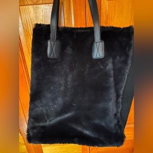 Gap Faux fur tote (nwot)